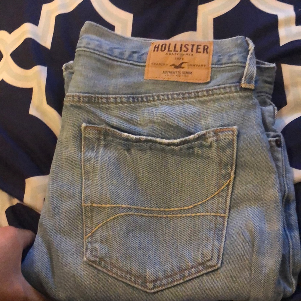 Hollister jeans